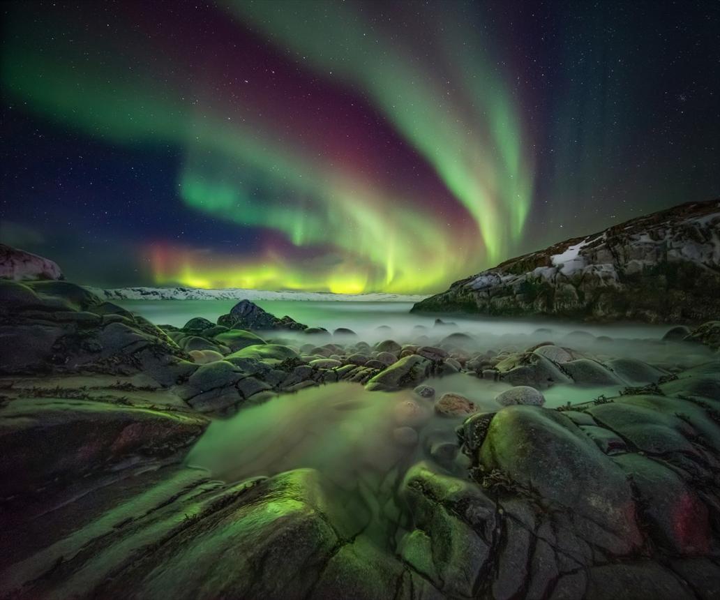 Chase The Magic of The Northern Lights in Murmansk