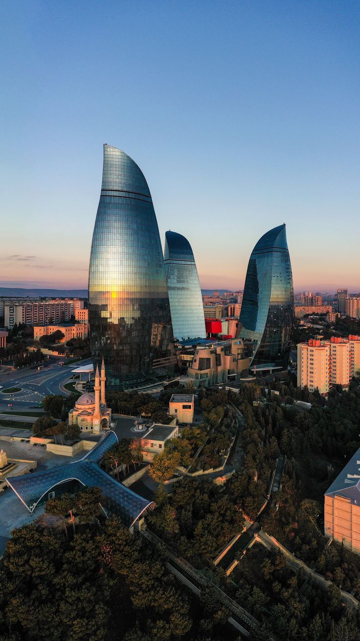 AZERBAIJAN SHORT BREAK